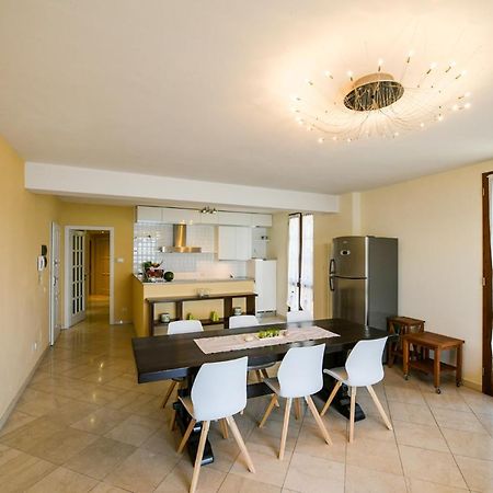 Giulia Apartment Вербания Екстериор снимка