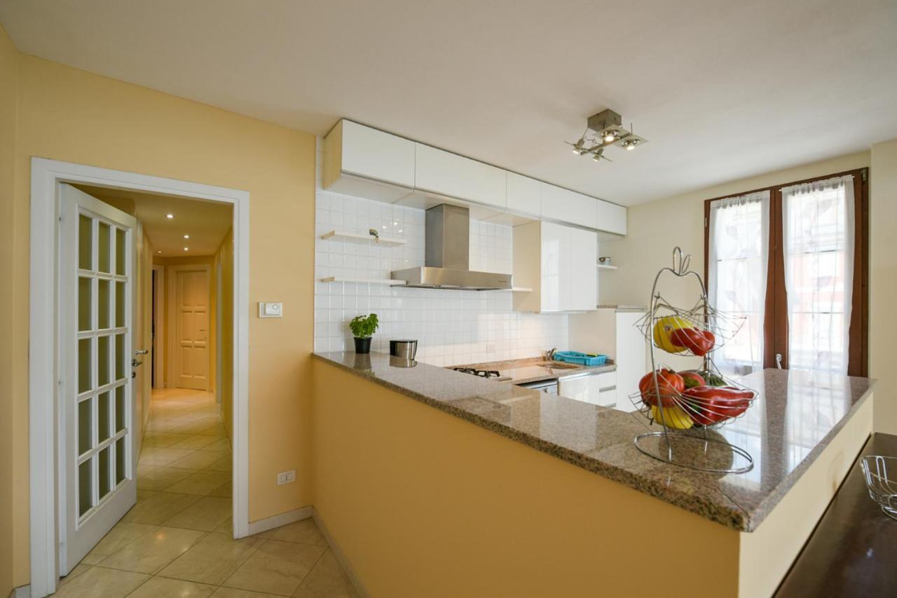 Giulia Apartment Вербания Екстериор снимка