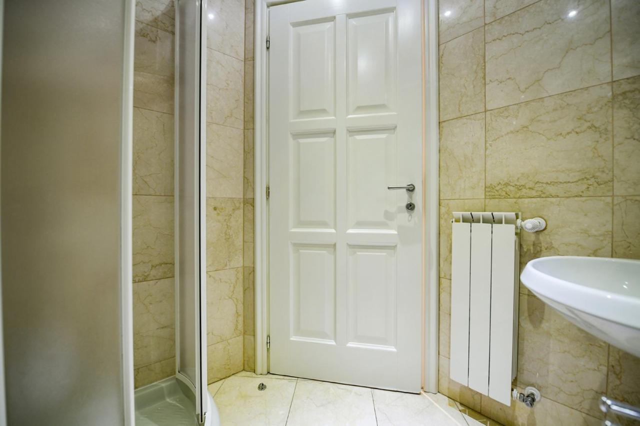 Giulia Apartment Вербания Екстериор снимка