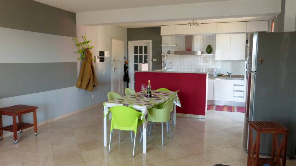 Giulia Apartment Вербания Екстериор снимка